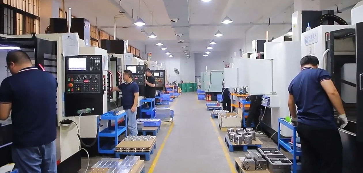 Dongguan Zhongwei Metal Products Co., Ltd üreticinin üretim hattı